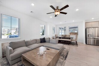 10062 Rosette Dr in Rosharon, TX - Building Photo - Building Photo