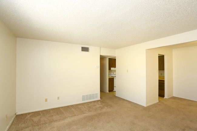 Seville Apartments in Odessa, TX - Building Photo - Interior Photo