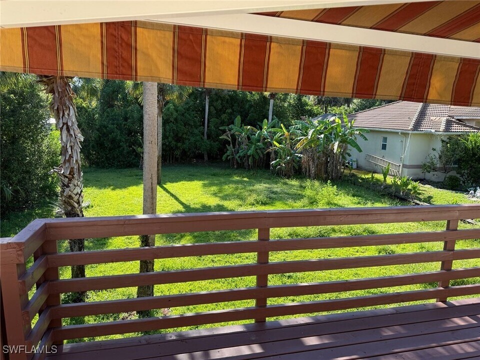 1740 16th St NE in Naples, FL - Building Photo