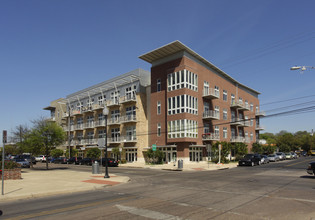 2124 E 6th St in Austin, TX - Building Photo - Building Photo