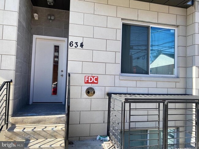 property at 634 N 13th St