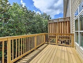 10898 Gallier St in Alpharetta, GA - Foto de edificio - Building Photo