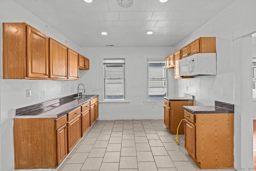 50 Blake St in New Haven, CT - Building Photo