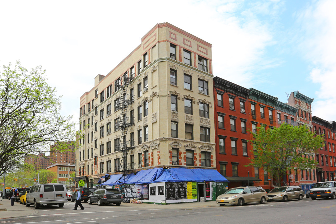 259 E Broadway in New York, NY - Foto de edificio