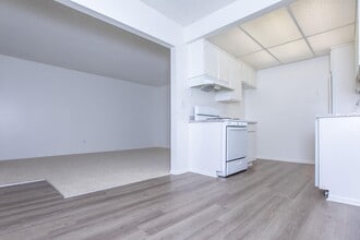 Belinda Apartment Homes in Anaheim, CA - Building Photo - Building Photo