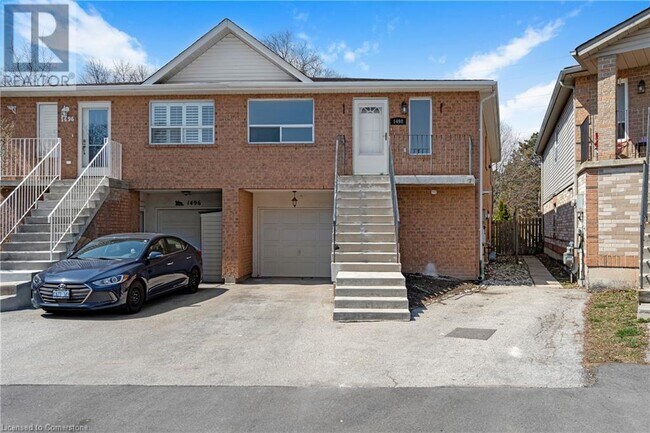 property at 1498 Paddington Ct