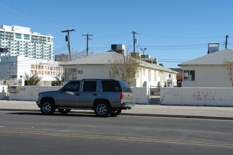 1113 S 3rd St in Las Vegas, NV - Building Photo - Building Photo