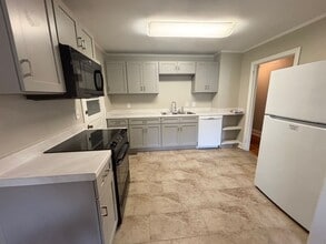 3800 Capers Ave in Columbia, SC - Building Photo - Building Photo