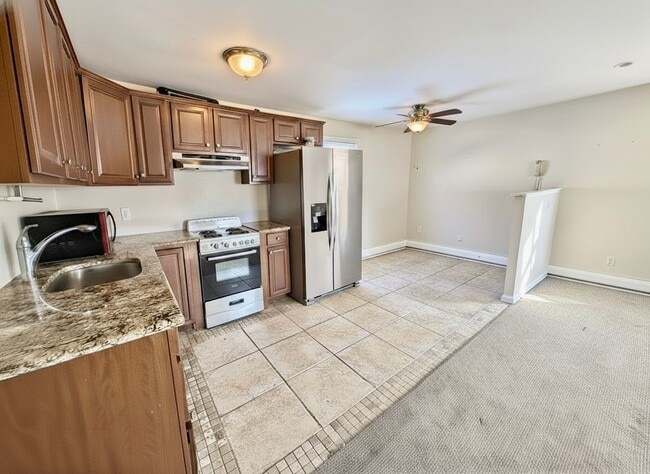 495 Morris Dr in Valley Stream, NY - Building Photo - Building Photo