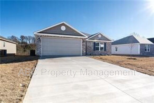 property at 4403 SW Sackett Ave