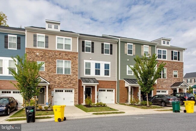 property at 1922 Red Jasper Rd