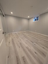 301 St Lawrence St in Whitby, ON - Building Photo - Building Photo