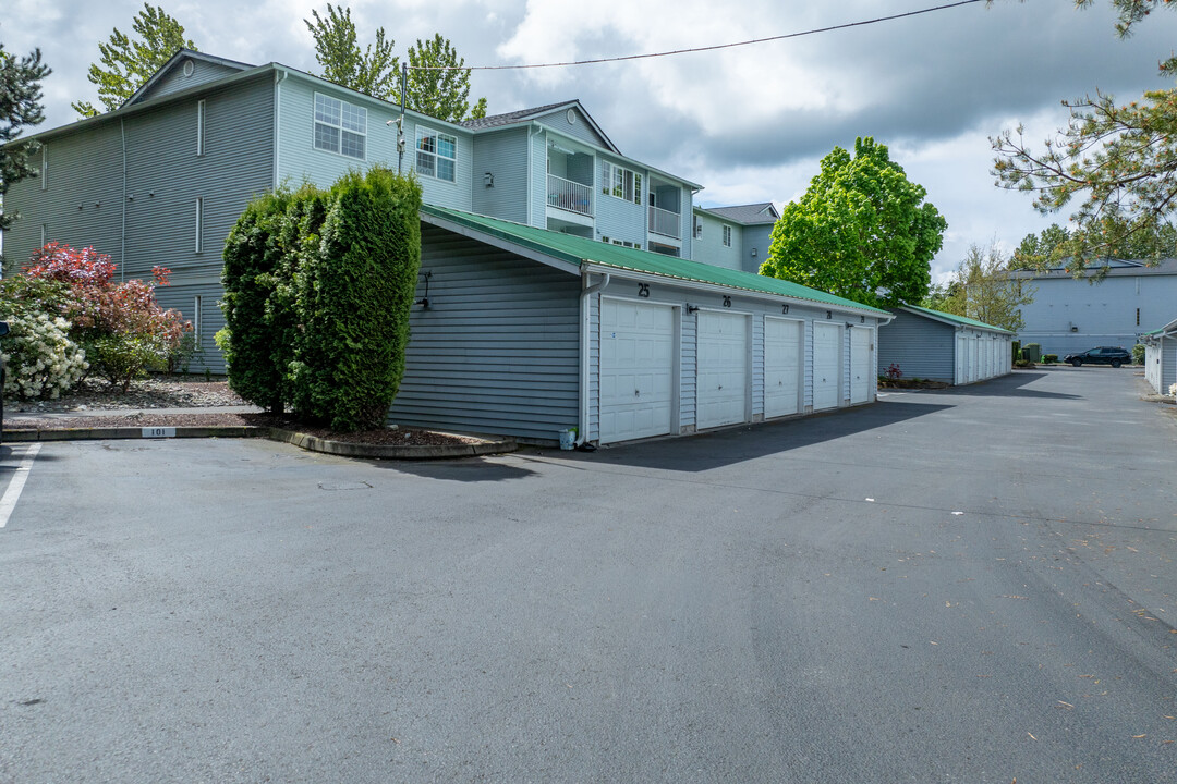 Canoe Club in Monroe, WA - Foto de edificio