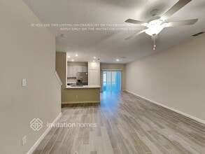 13234 Shore Grass Dr in Jacksonville, FL - Foto de edificio - Building Photo