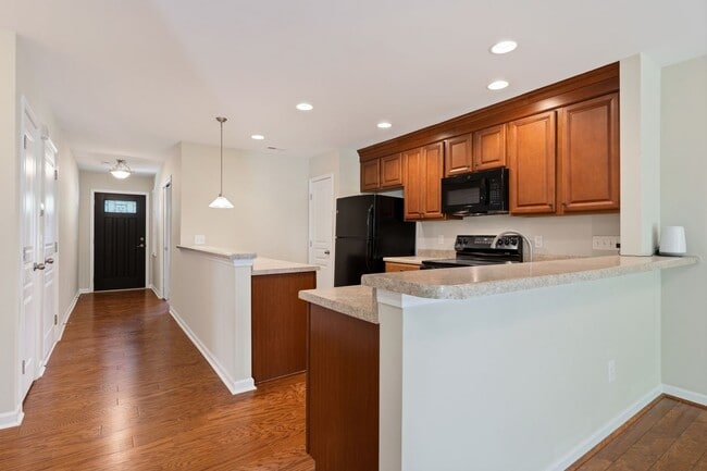 2703 Bartlett Circle in Hillsborough, NC - Building Photo - Building Photo