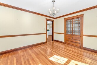 278 Roslindale Ave in Boston, MA - Building Photo - Building Photo