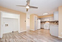 1849 Sherwood Forest St photo'