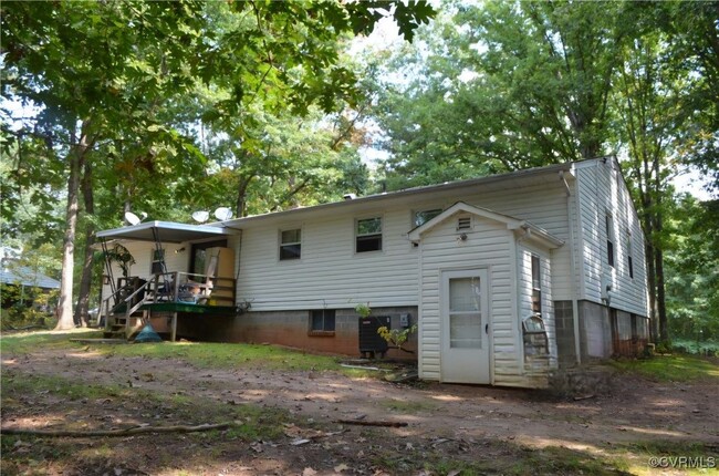 2990 Lowry Rd, Unit 1053 in Columbia, VA - Building Photo - Building Photo