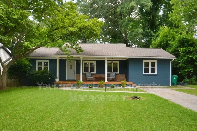 property at 1222 Crestwood Dr SE