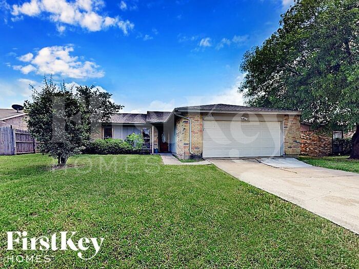 3505 Glenda Dr in Grand Prairie, TX - Building Photo