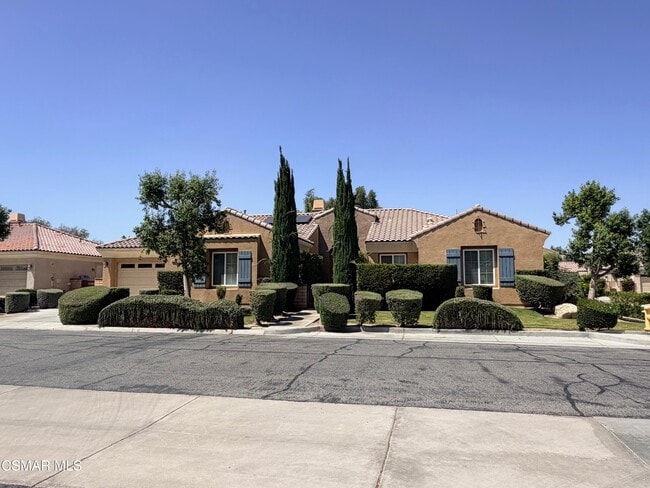 property at 79140 Shadow Trail