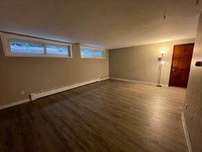 2410 Auburn St in Rockford, IL - Building Photo - Building Photo