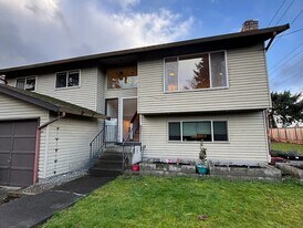 28803 46th Pl S, Unit 1 in Auburn, WA - Building Photo