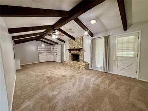4011 Fairway Dr in Granbury, TX - Building Photo - Building Photo