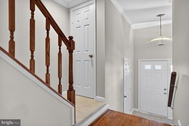 6836 Kerrywood Cir in Centreville, VA - Building Photo - Building Photo