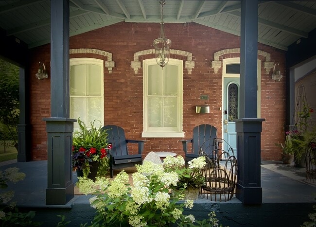 119-119 Strachan St in Port Hope, ON - Building Photo - Building Photo