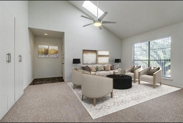 7525 Holly Hill Dr in Dallas, TX - Building Photo - Building Photo