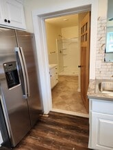 35 Orchard St, Unit 2 in Fredonia, NY - Foto de edificio - Building Photo