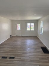 2031 Carpenter Dr in Cincinnati, OH - Building Photo - Building Photo