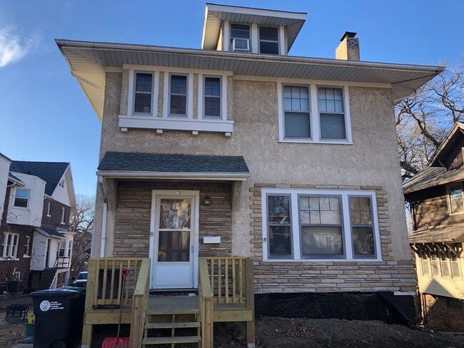 1138 S 33rd St in Omaha, NE - Building Photo - Building Photo