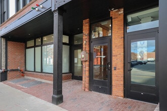 200 Merrimack St in Haverhill, MA - Foto de edificio - Building Photo