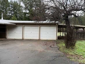 56029 Gold Brick Rd in Myrtle Point, OR - Building Photo - Building Photo