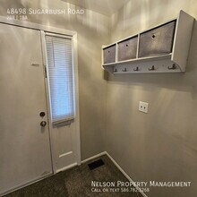 48498 Sugarbush Rd in New Baltimore, MI - Building Photo - Building Photo