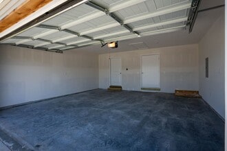 2260 S Cheri Dr in Bolivar, MO - Building Photo - Building Photo