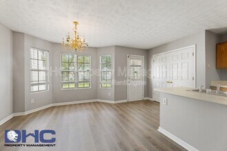 5876 Strathmoor Manor Cir in Lithonia, GA - Building Photo - Building Photo