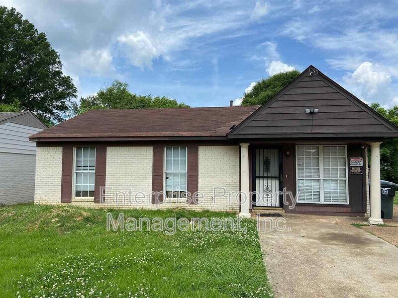 4891 Shayne Ln in Memphis, TN - Building Photo