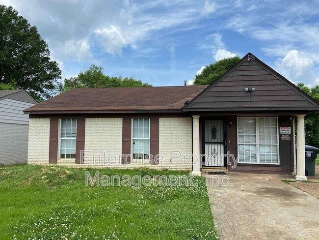 property at 4891 Shayne Ln