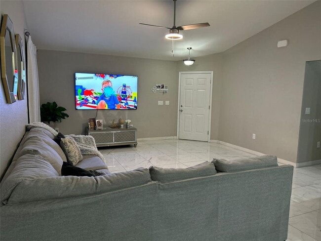 1071 Condor Dr in Haines City, FL - Building Photo - Building Photo