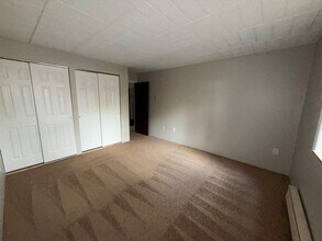 Foxwood Apartments in Coraopolis, PA - Foto de edificio - Building Photo