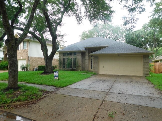 property at 122 High Meadows Dr