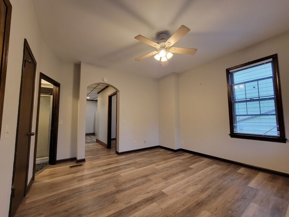 533 S Goodman St-Unit -1 in Rochester, NY - Building Photo