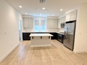 445 Ryan Ter in San Ramon, CA - Building Photo - Building Photo