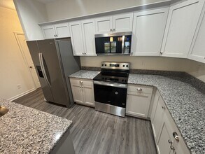 612 S Blackmon St in Benson, NC - Building Photo - Building Photo