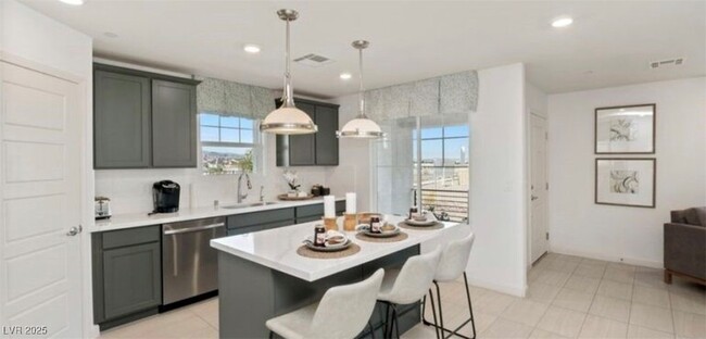 803 Watford Pl in Henderson, NV - Building Photo - Building Photo