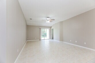 3815 Purcellville Ct in Jacksonville, FL - Building Photo - Building Photo
