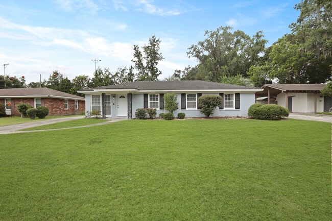 517 San Anton Dr in Savannah, GA - Building Photo - Building Photo